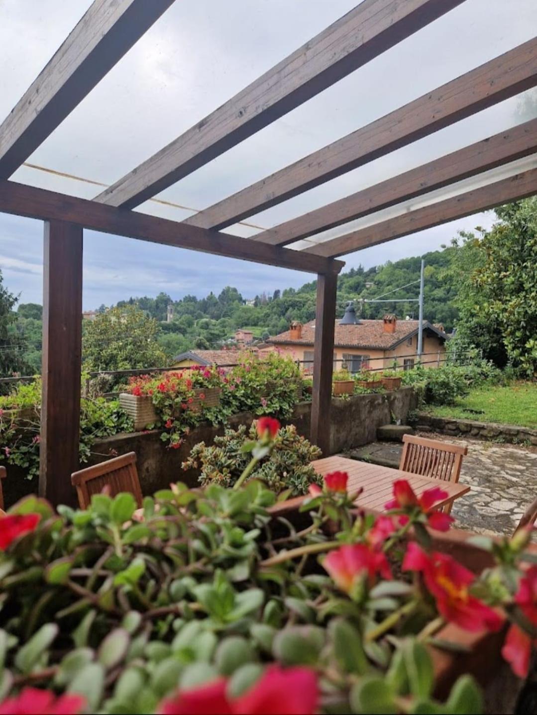 Il Giardino Di Berbech Citta Alta - Castagno Apartment แบร์กาโม ภายนอก รูปภาพ